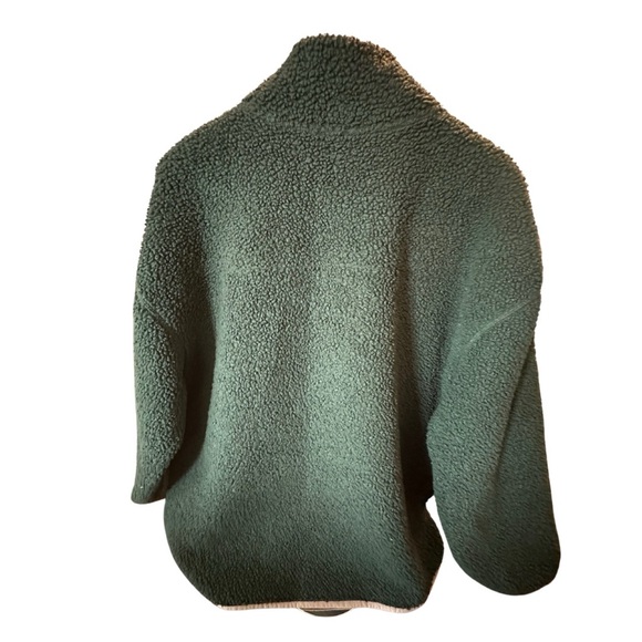 Old Navy Sherpa Jacket - Picture 3 of 3